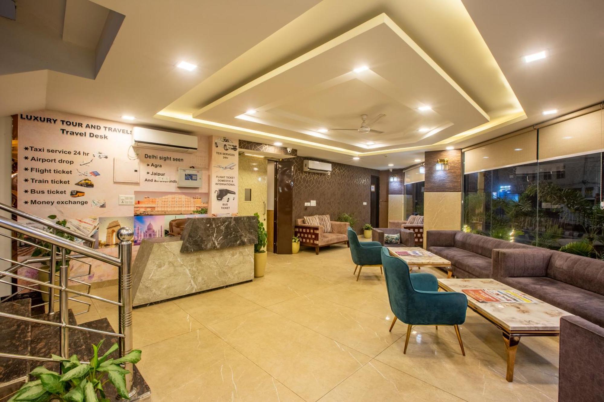 Park By Prithvi Palace Delhi Airport Hotel 4*